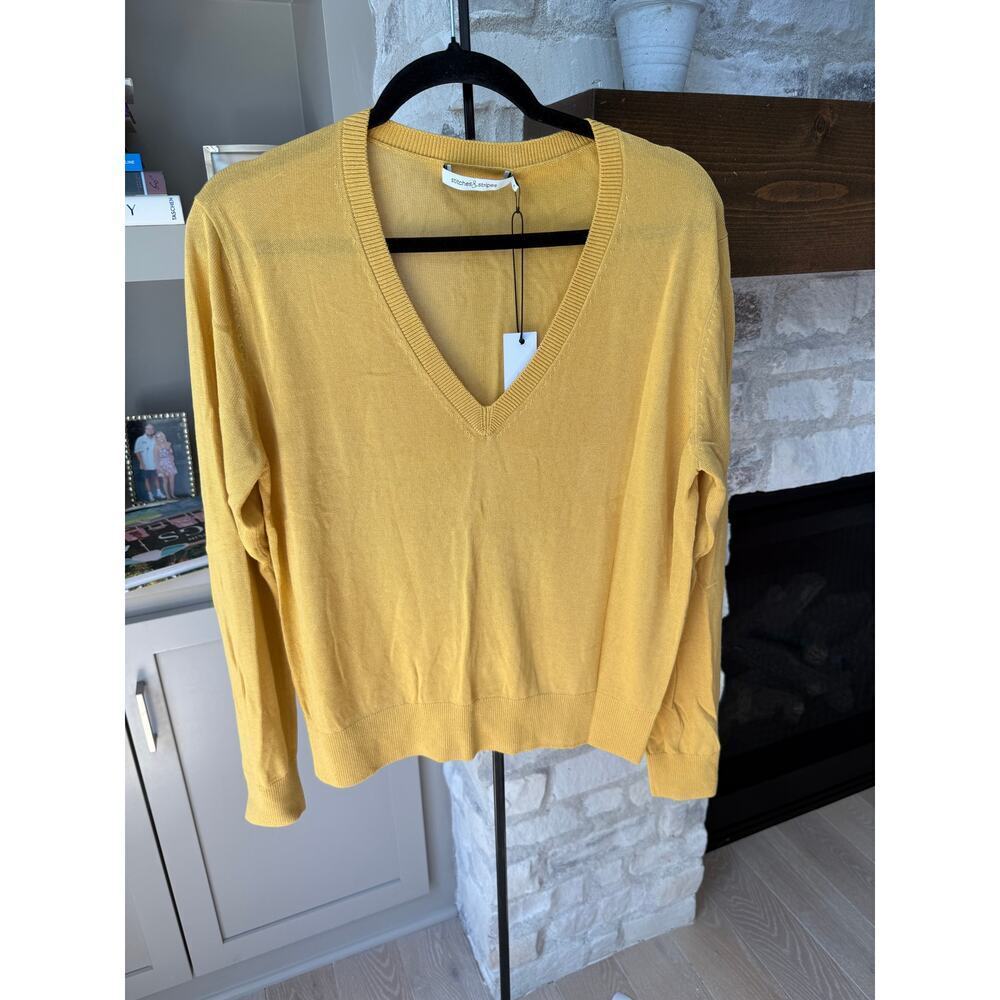 Stitches & Stripes Women's Yellow V-neck Long Sleeves Sweater Size M